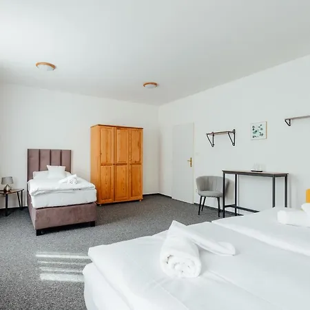 Guest house Black M - - Restauracia *
