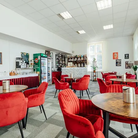 Black M - - Restauracia 3* Banská Štiavnica